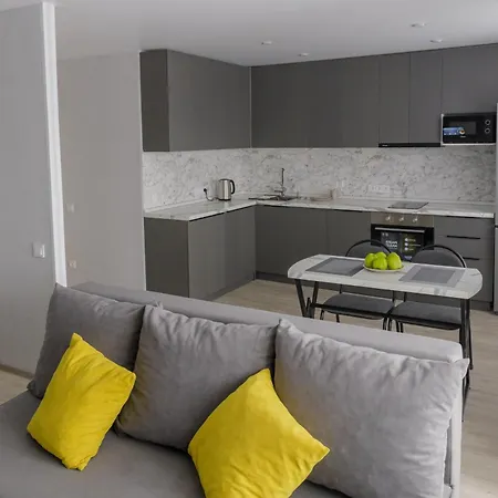 Сomfortable Apartment In The Central Square Ustʼ-Kamenogorsk Dış mekan fotoğraf
