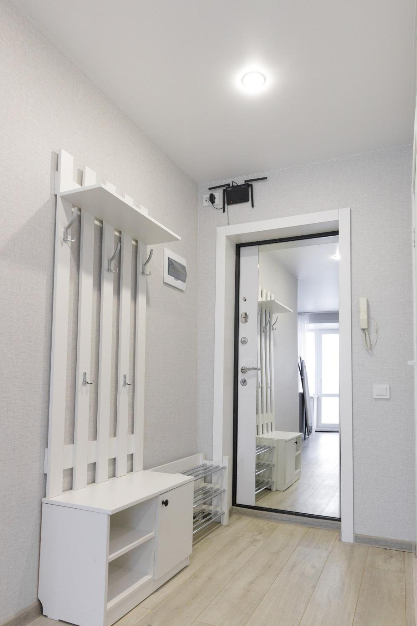 сomfortable In The Square Apartment